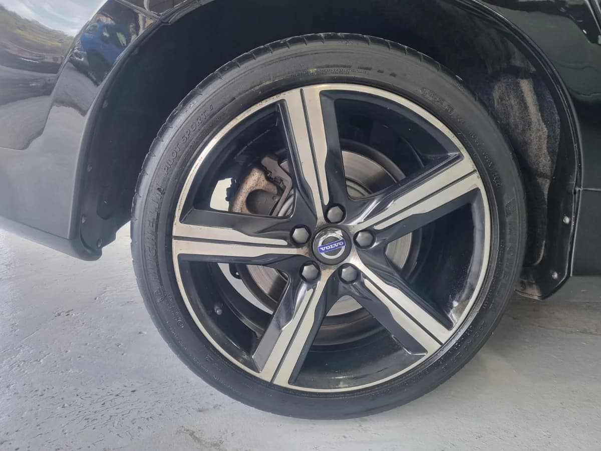 VOLVO S60 COMFORT 2.0 DIESEL 4X4 AT - Imagen 11