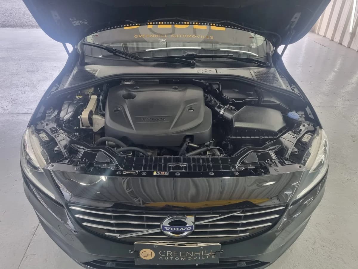 VOLVO S60 COMFORT 2.0 DIESEL 4X4 AT - Imagen 25