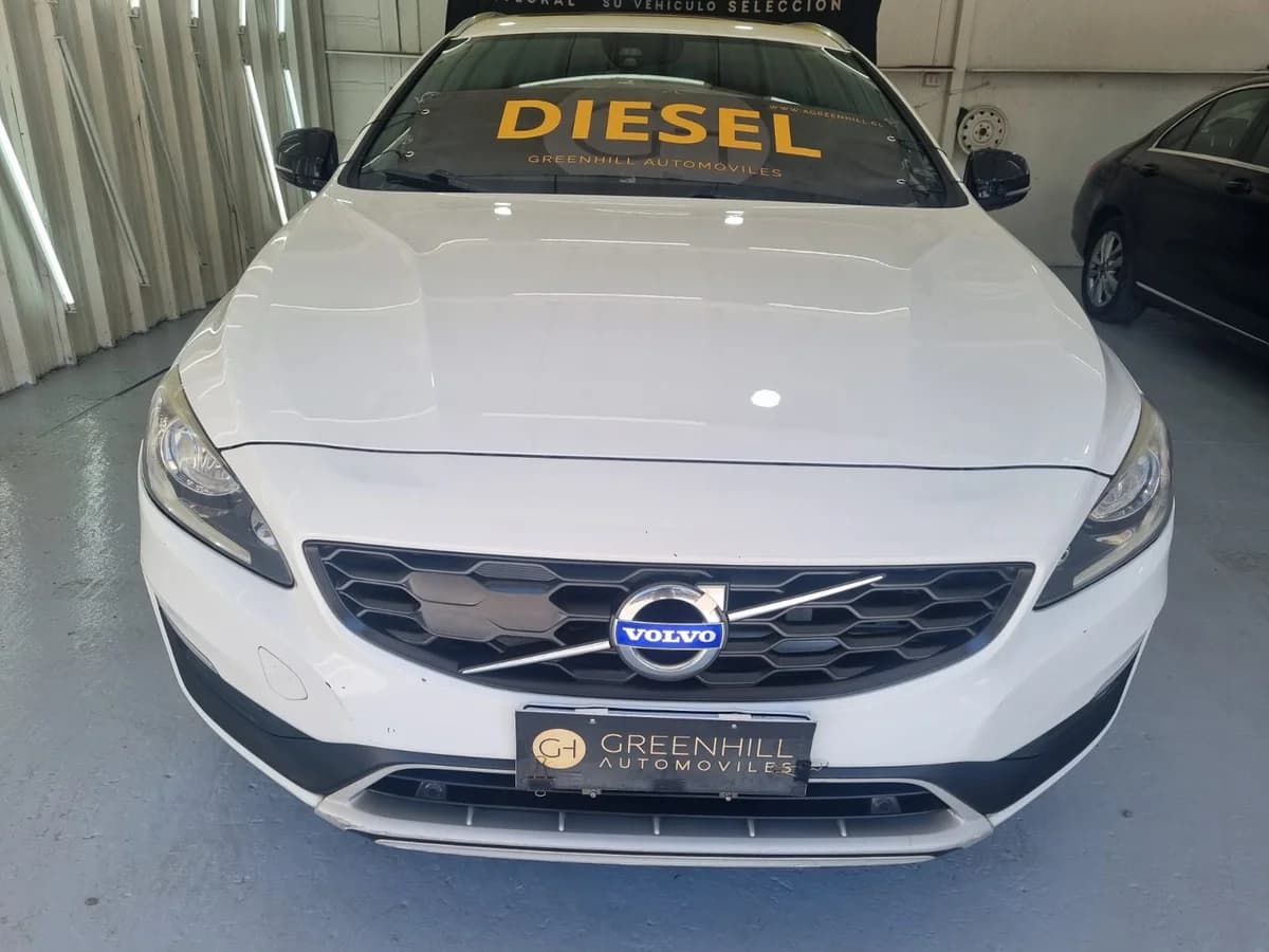VOLVO V60 D4 2.4 LTD AWD AUT - Imagen 2