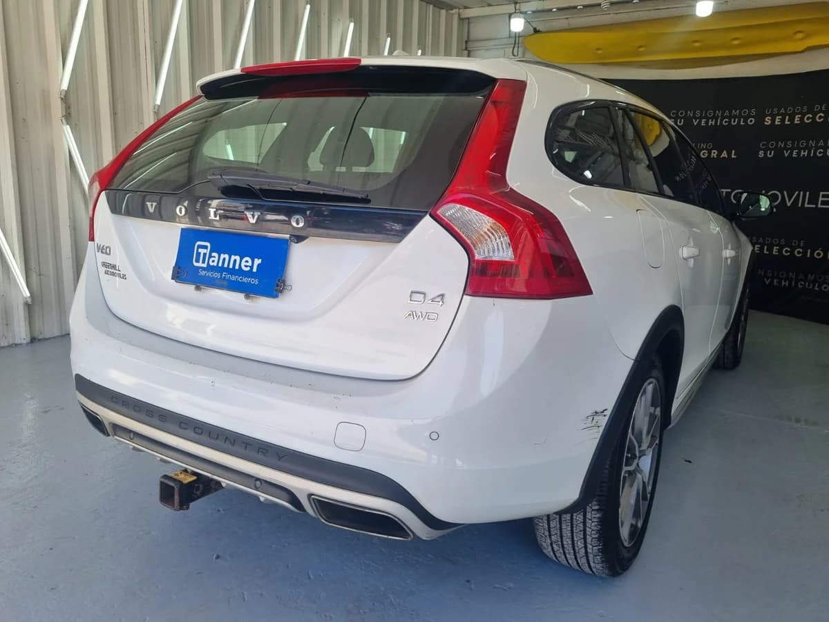 VOLVO V60 D4 2.4 LTD AWD AUT - Imagen 8