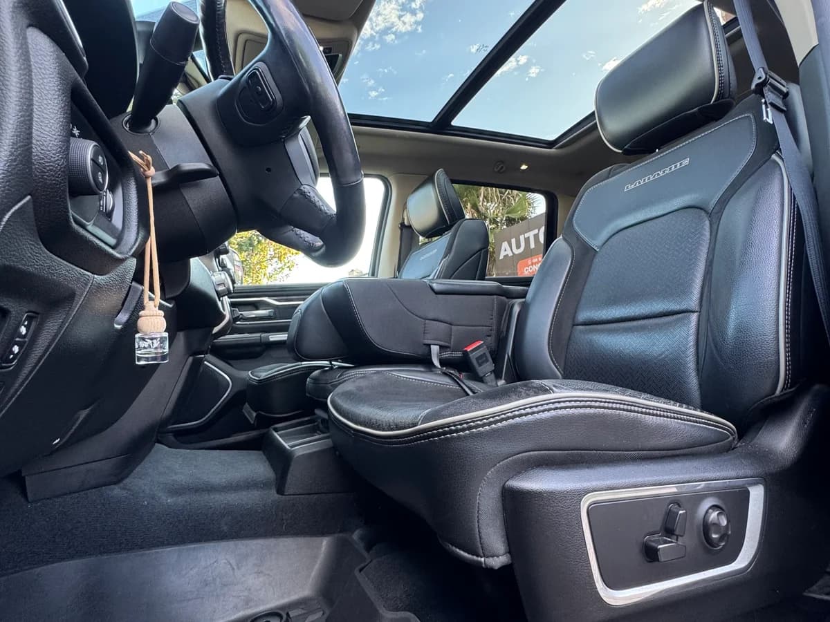 DODGE RAM 1.500 LARAMIE 5.7 - Imagen 10