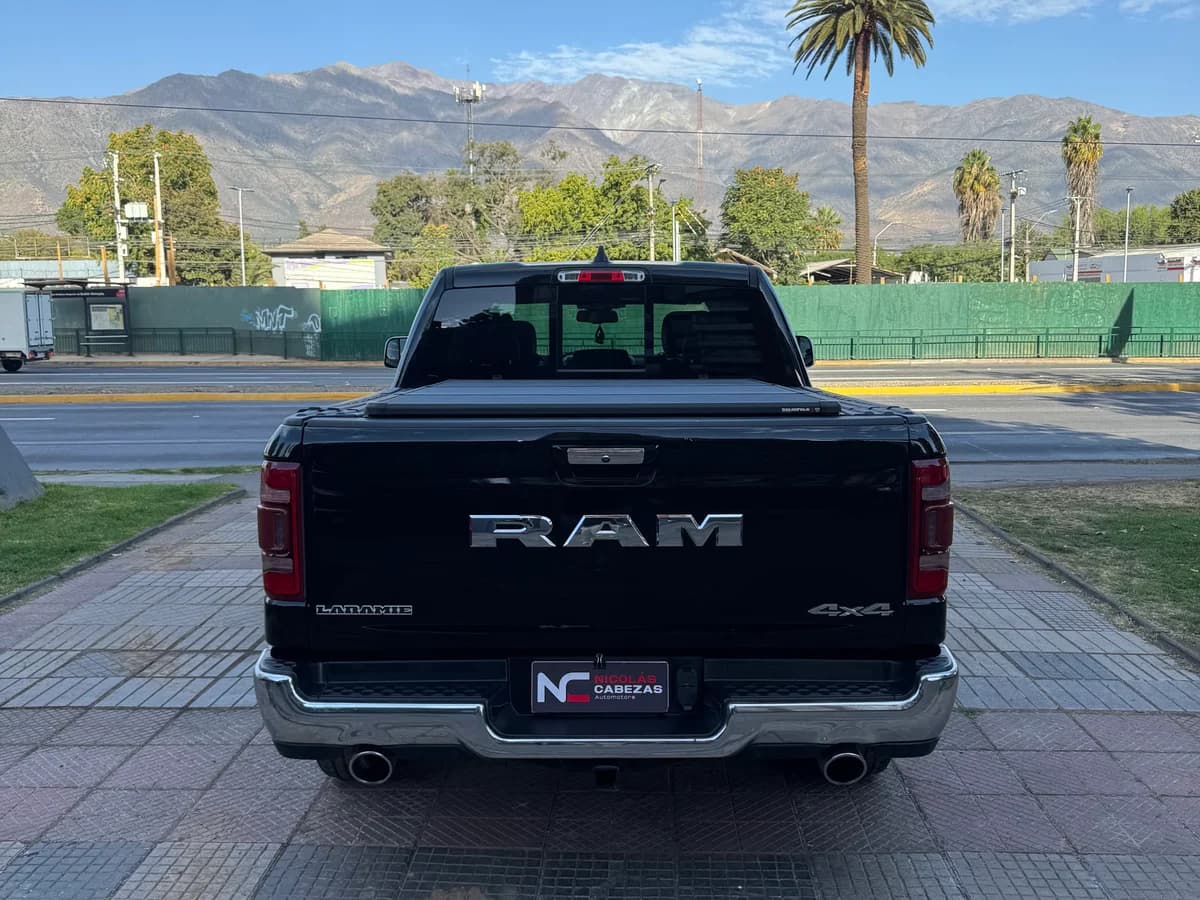 DODGE RAM 1.500 LARAMIE 5.7 - Imagen 12