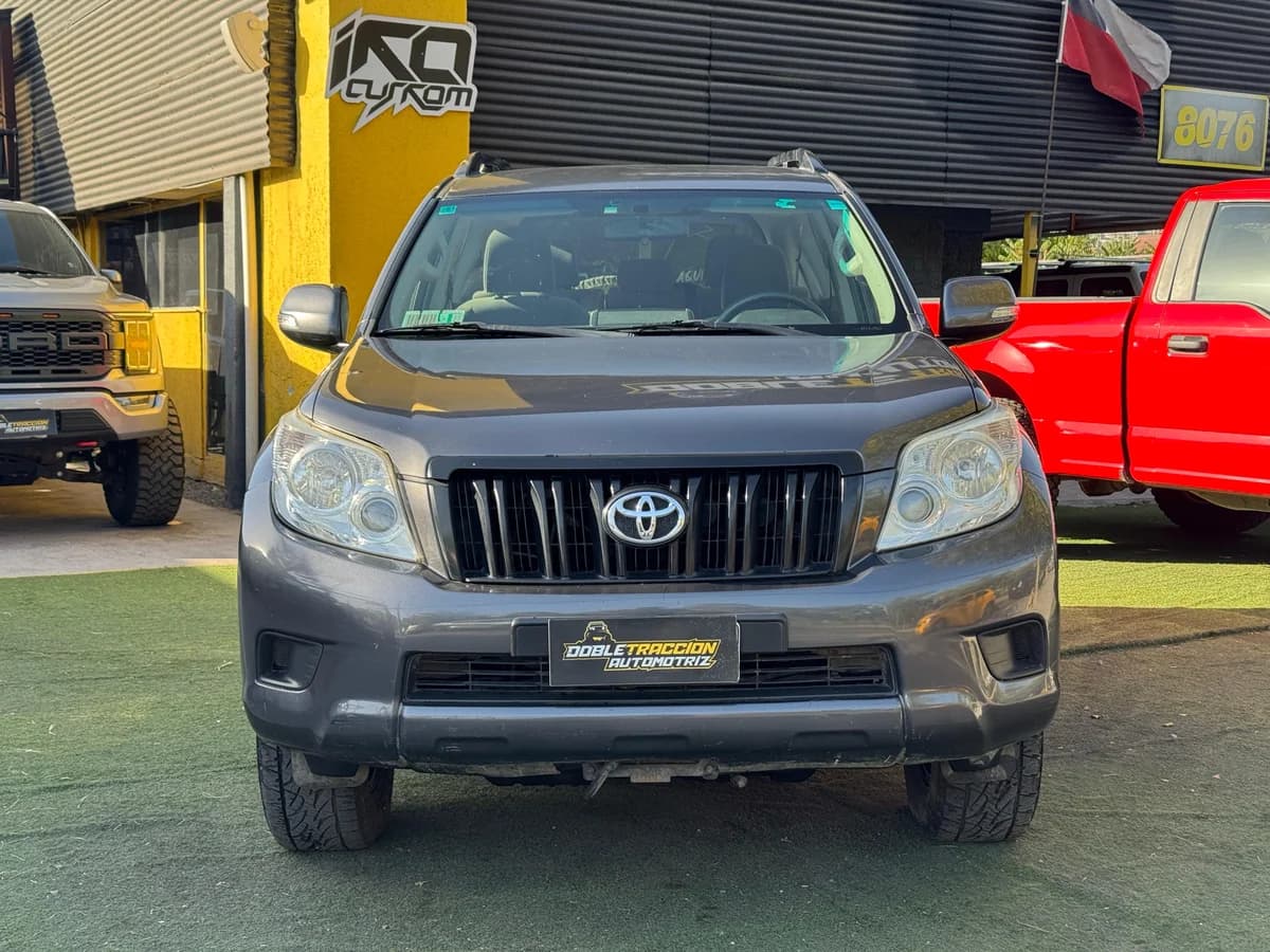 TOYOTA LAND CRUISER PRADO TX 2010 - Imagen 2
