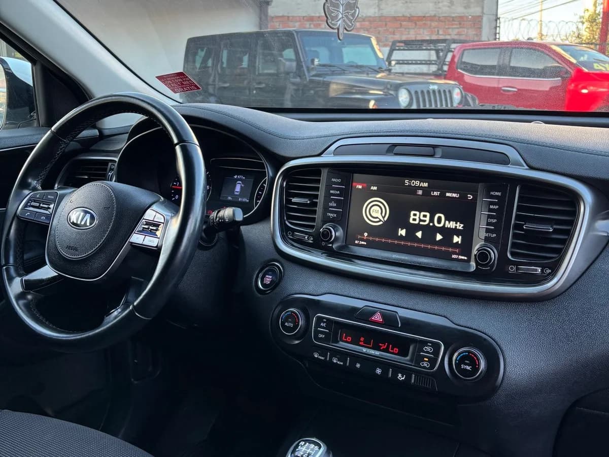 KIA SORENTO 2.2 EX 2020 - Imagen 8