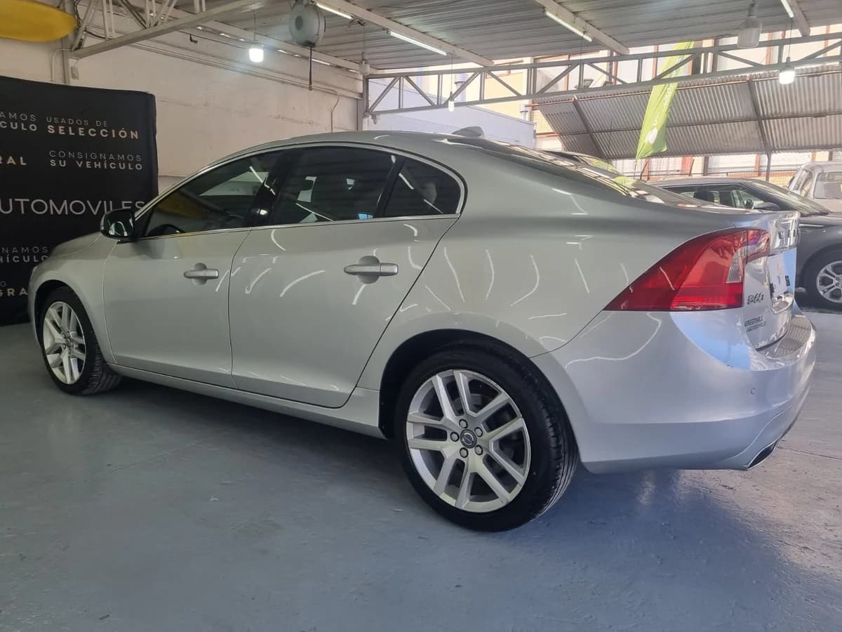VOLVO S60 D4 2.0 4X2 AT - Imagen 6