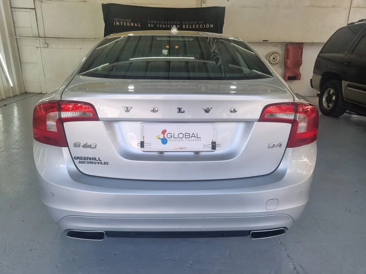 VOLVO S60 D4 2.0 4X2 AT - Imagen 8
