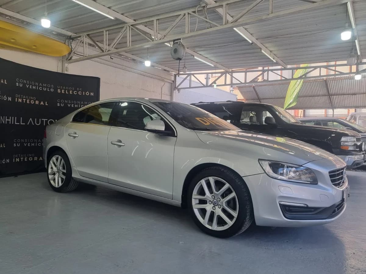 VOLVO S60 D4 2.0 4X2 AT - Imagen 11