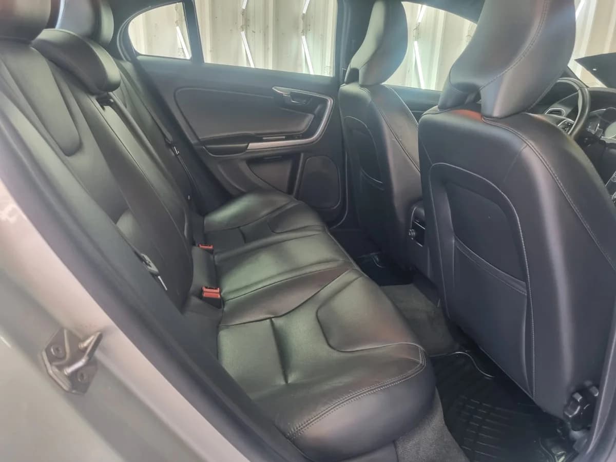 VOLVO S60 D4 2.0 4X2 AT - Imagen 20
