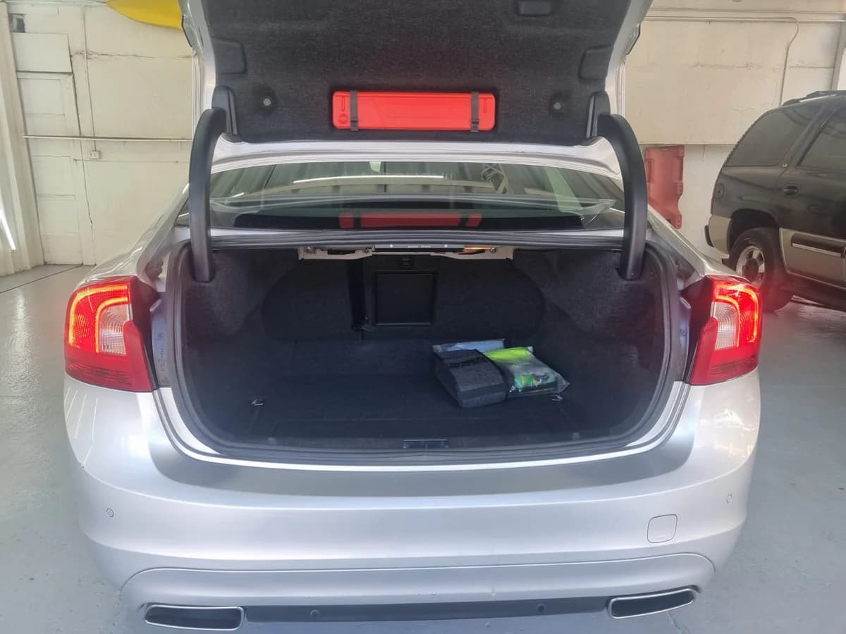 VOLVO S60 D4 2.0 4X2 AT - Imagen 23