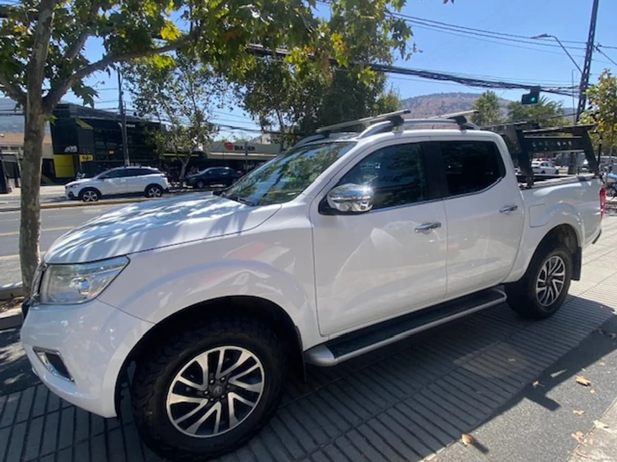 NISSAN NP300 4x4 2.3 AUT 2019