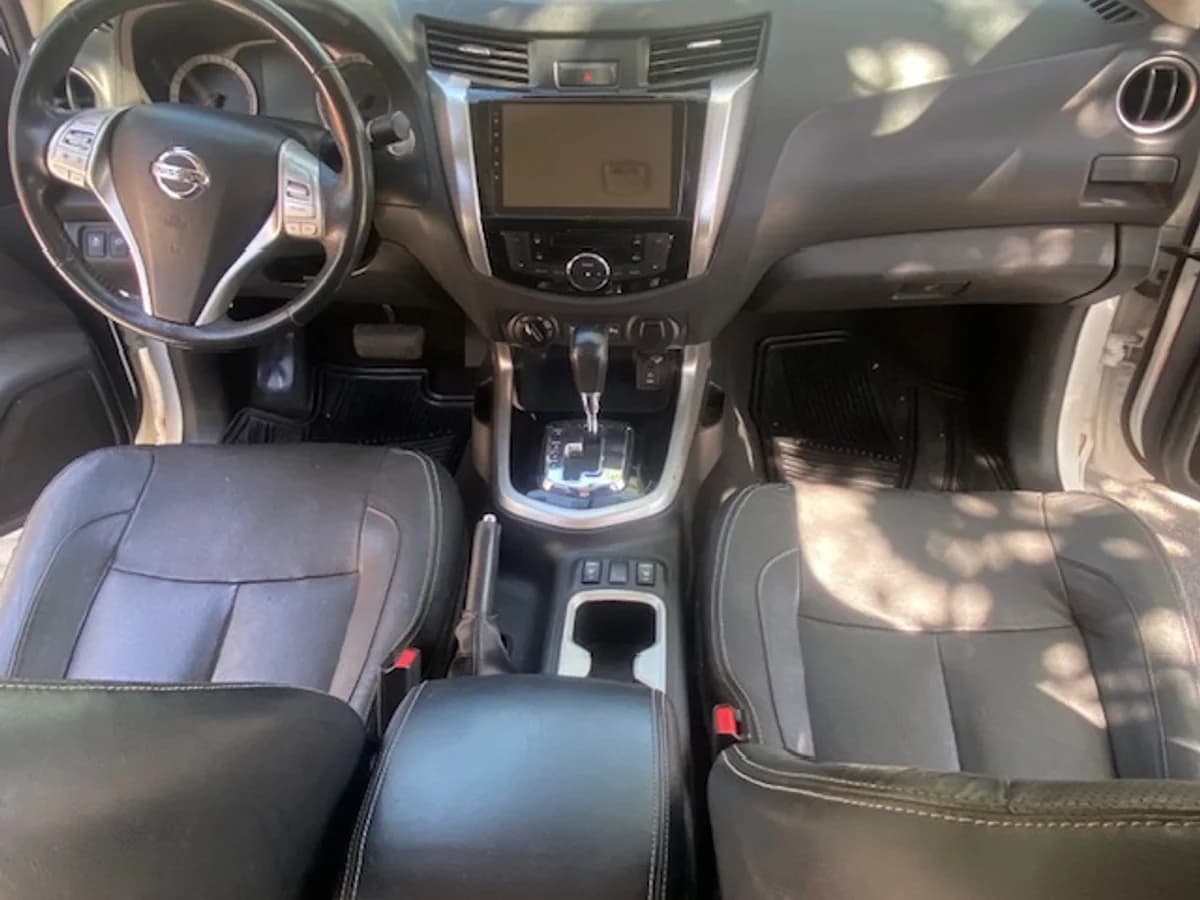 NISSAN NP300 4x4 2.3 AUT 2019 - Imagen 22
