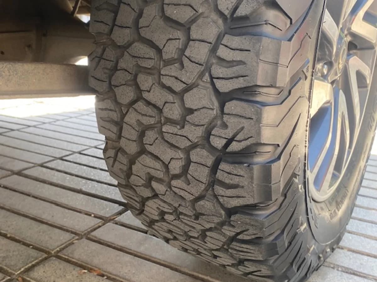 NISSAN NP300 4x4 2.3 AUT 2019 - Imagen 27