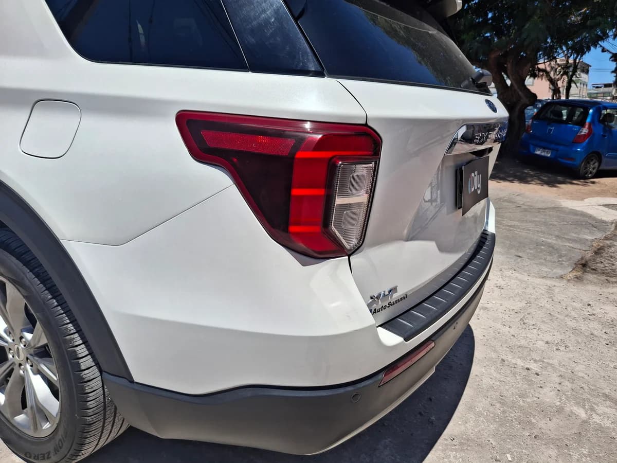 2023 Ford Explorer XLT 4x2 2.3 ecoboost - Imagen 10
