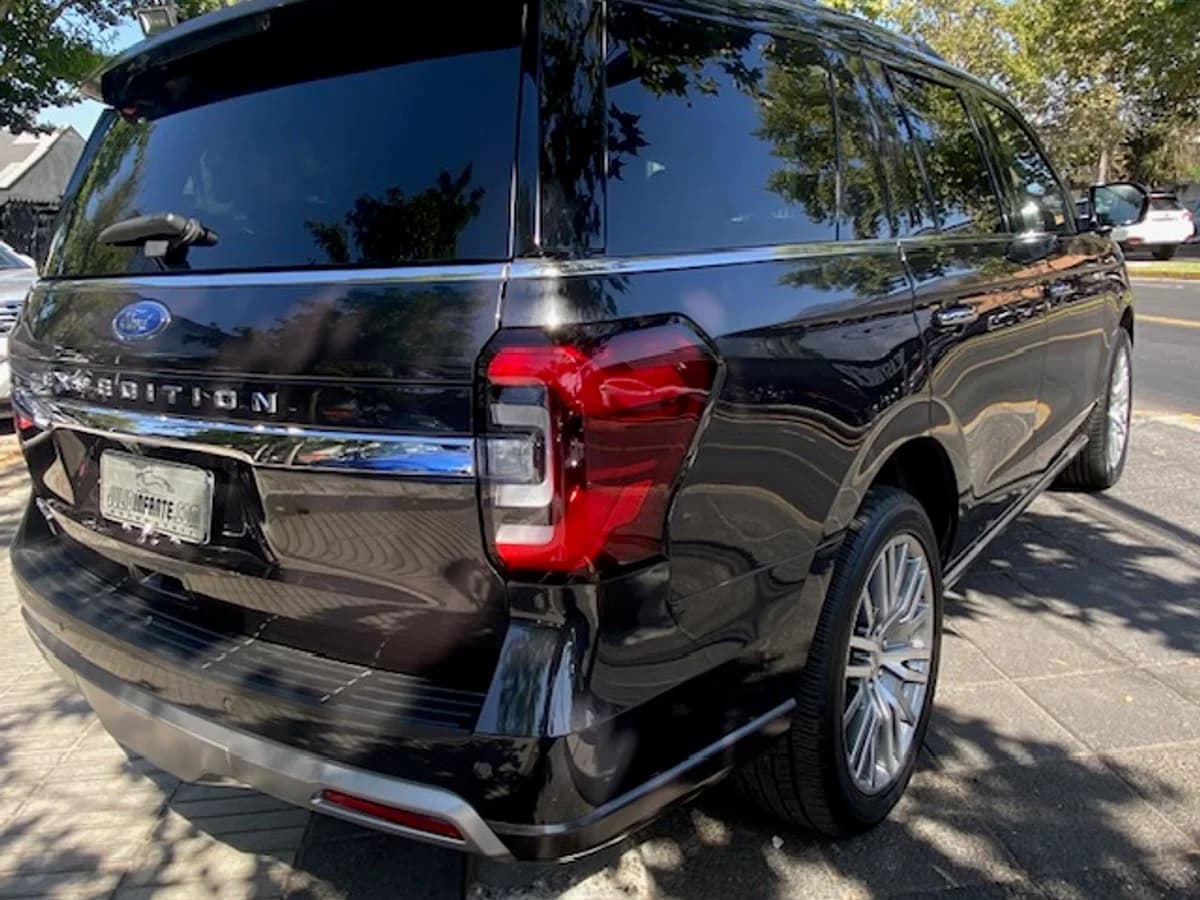 FORD EXPEDITION Limited 3.5 Aut. 2023 - Imagen 2
