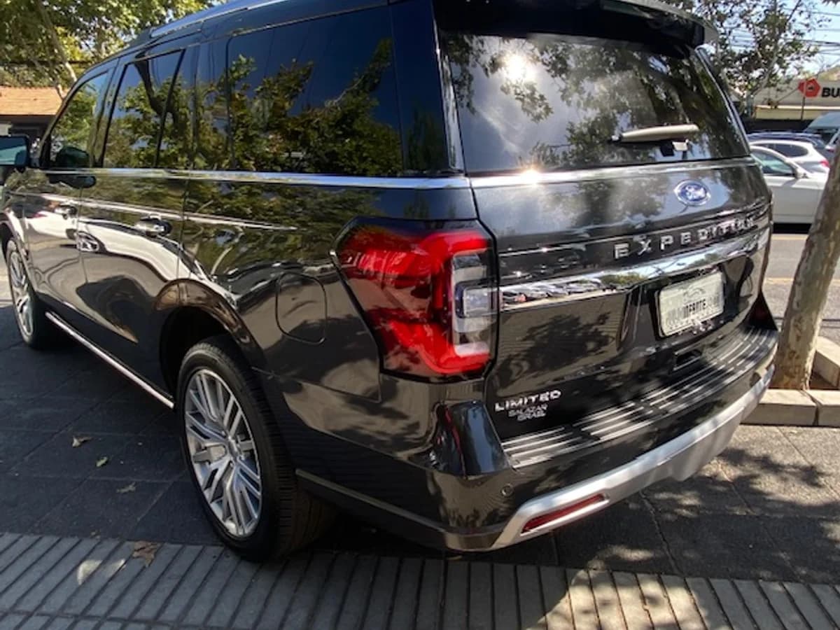 FORD EXPEDITION Limited 3.5 Aut. 2023 - Imagen 4