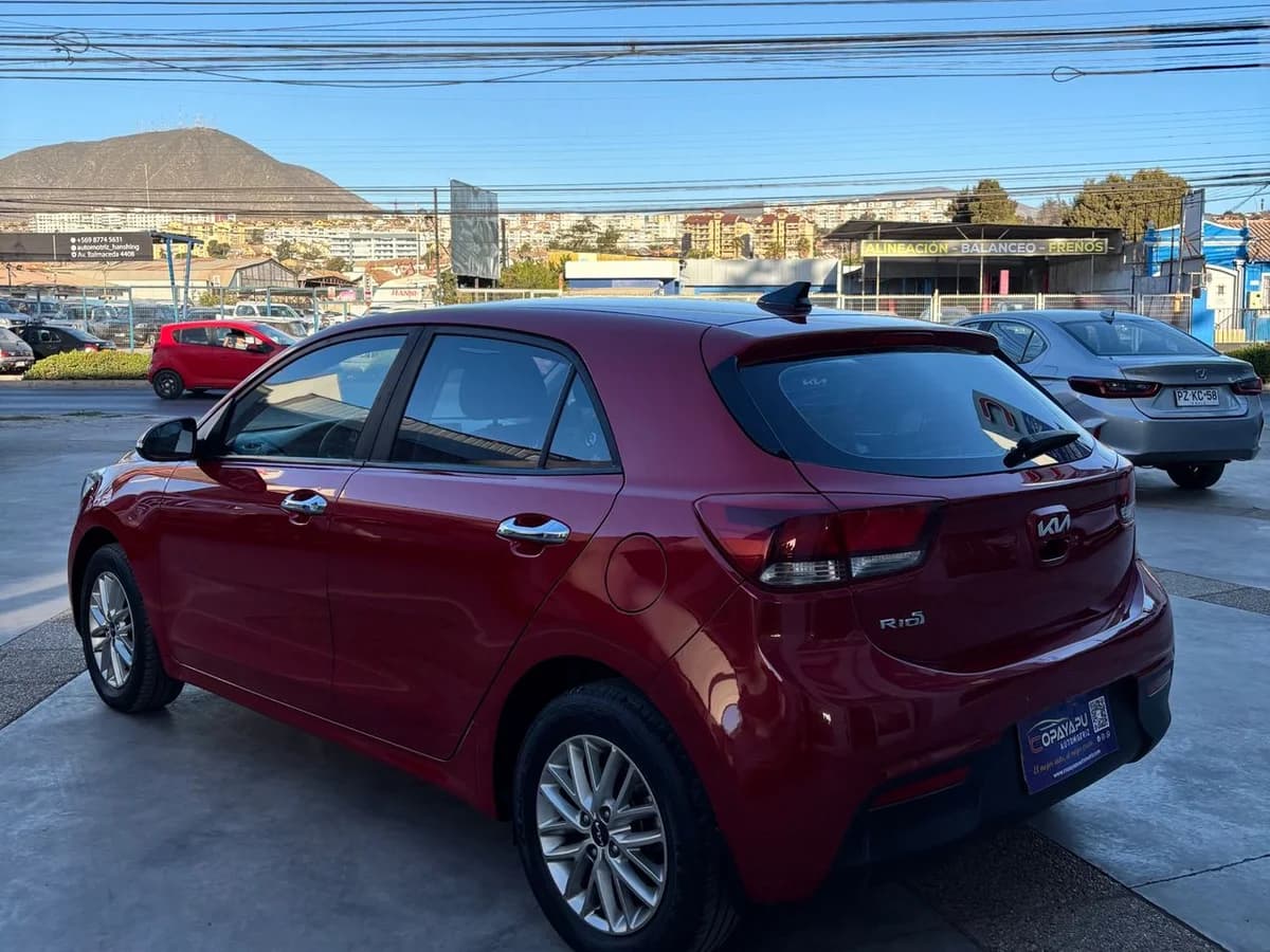 KIA RIO 5 EX CI FULL - Imagen 4