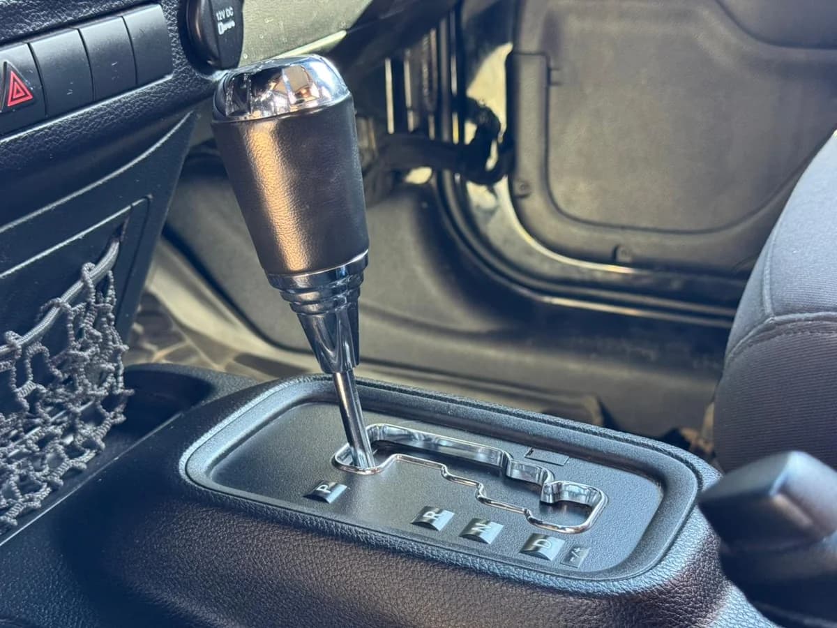JEEP WRANGLER SPORT 3.6 2016 - Imagen 13