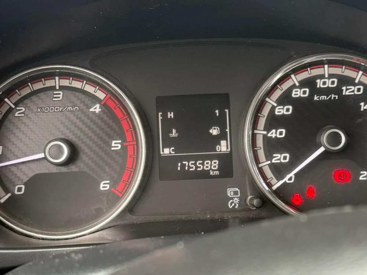 Mitsubishi L200 Katana CRT 4x4 2022 - Imagen 12