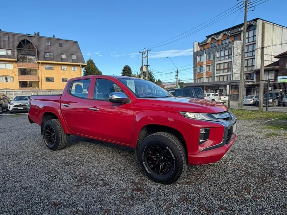 MITSUBISHI L200 KATANA CRT 4X4 2.4 Katana Crt 4x4 2022 - Imagen 12