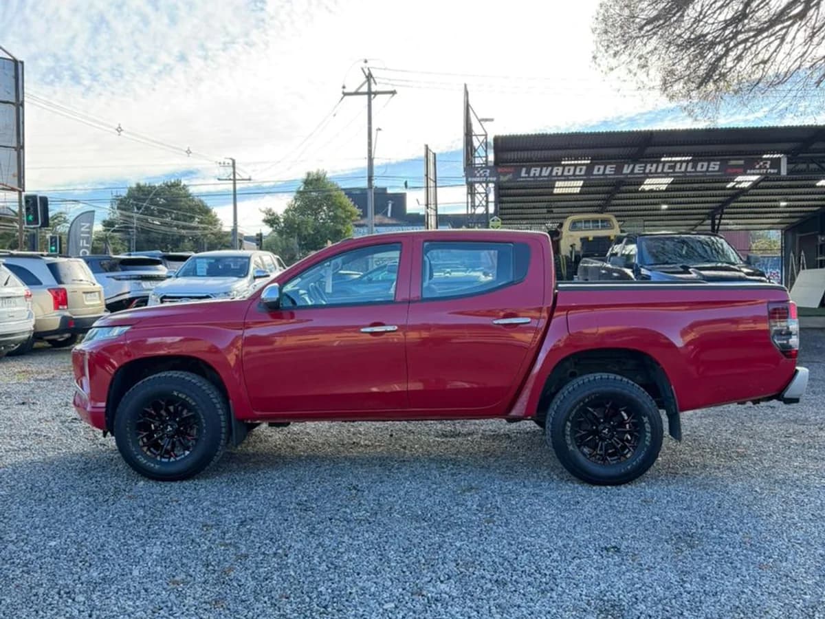 MITSUBISHI L200 KATANA CRT 4X4 2.4 Katana Crt 4x4 2022 - Imagen 2