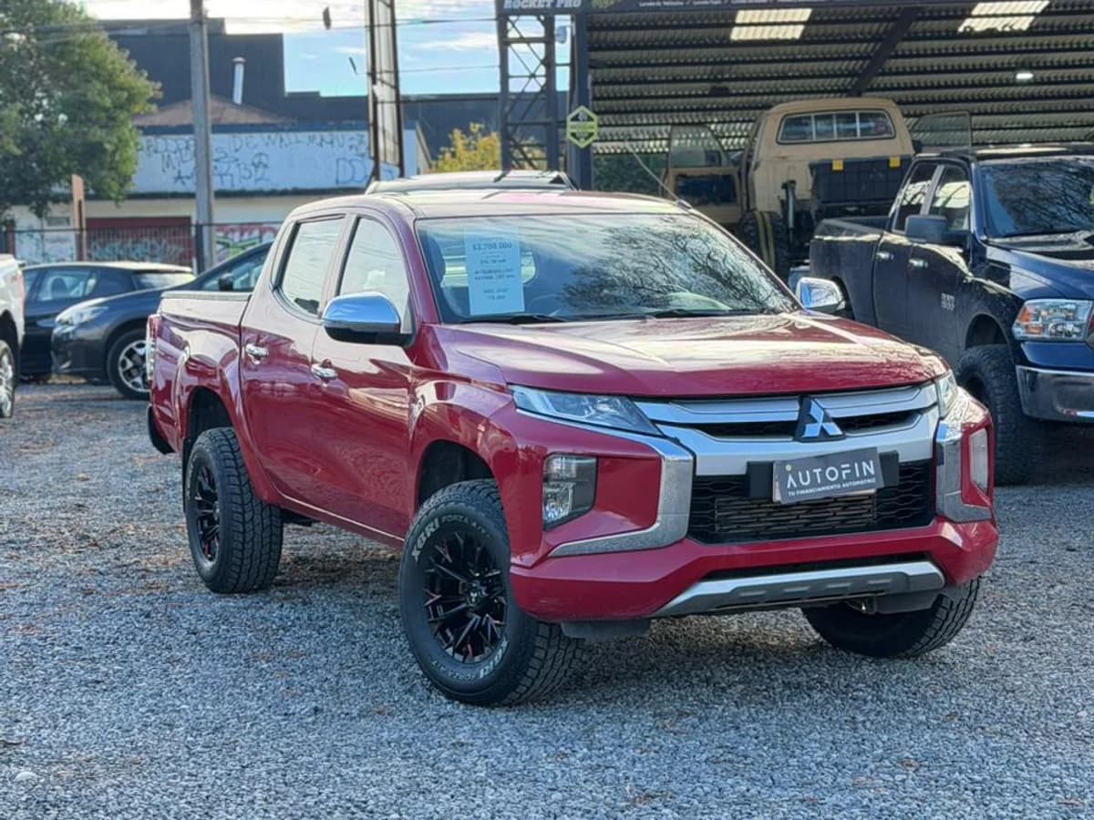 MITSUBISHI L200 KATANA CRT 4X4 2.4 Katana Crt 4x4 2022 - Imagen 4