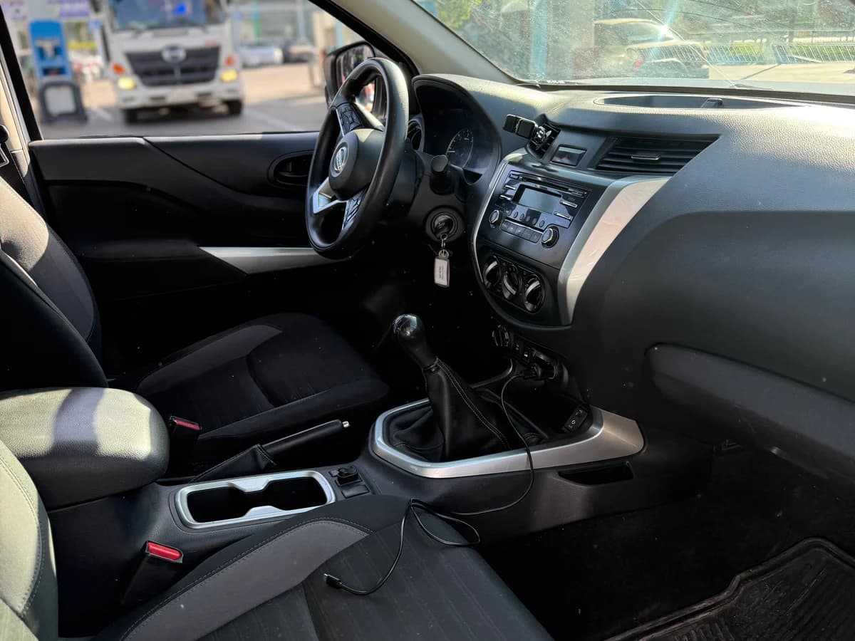 Nissan Navara SE 4x4 2023 - Imagen 6