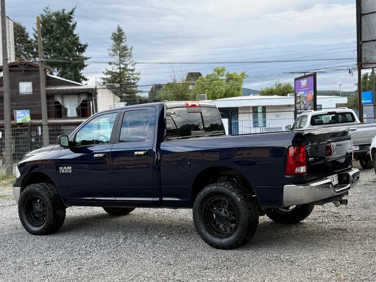 Dodge RAM 1500 SLT 2018 - Imagen 4