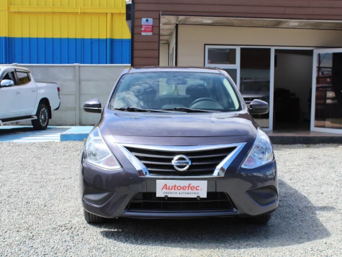 NISSAN VERSA SENSE MT 2018 - Imagen 3