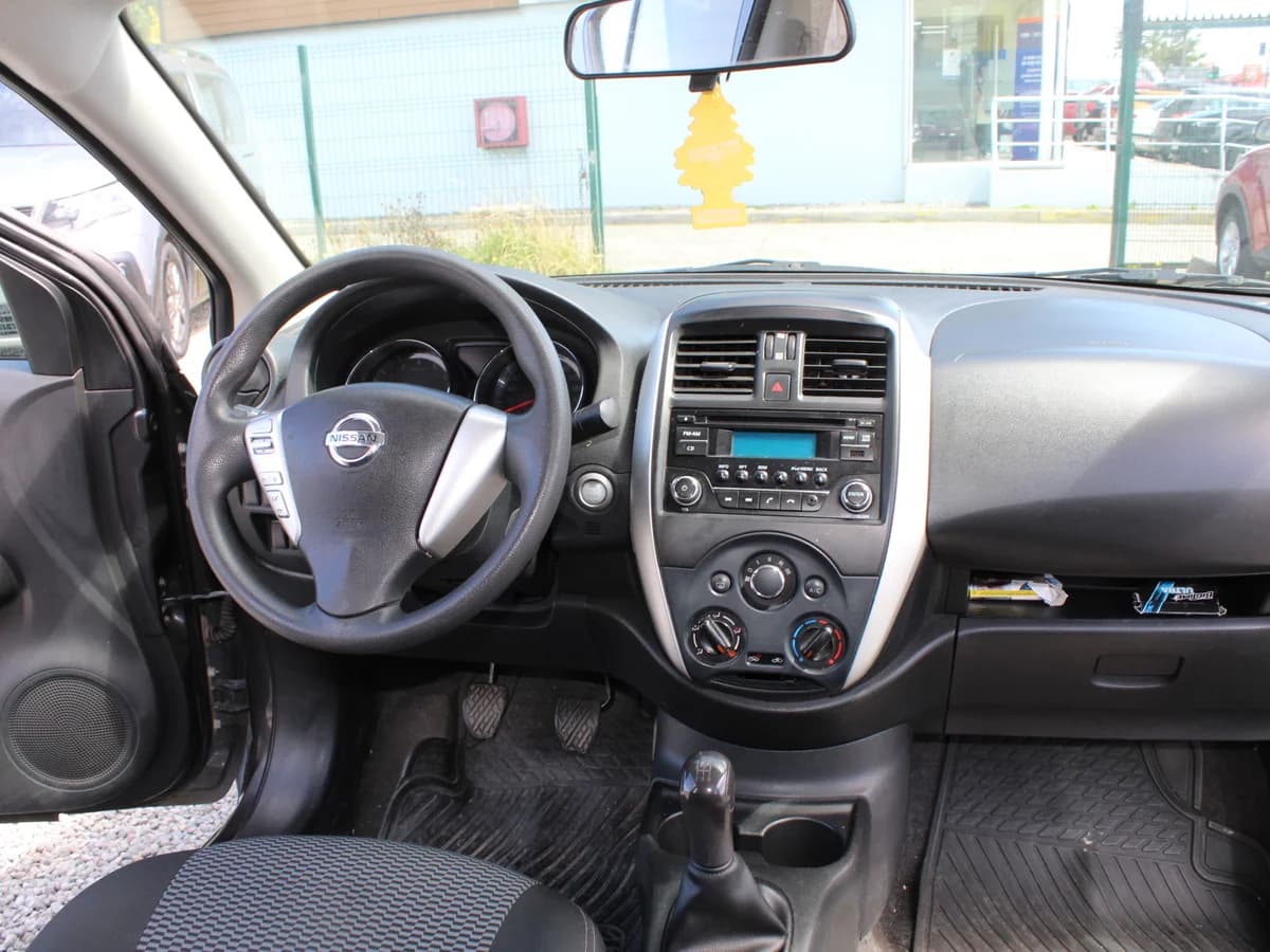 NISSAN Versa SENSE MT 2018 - Imagen 6