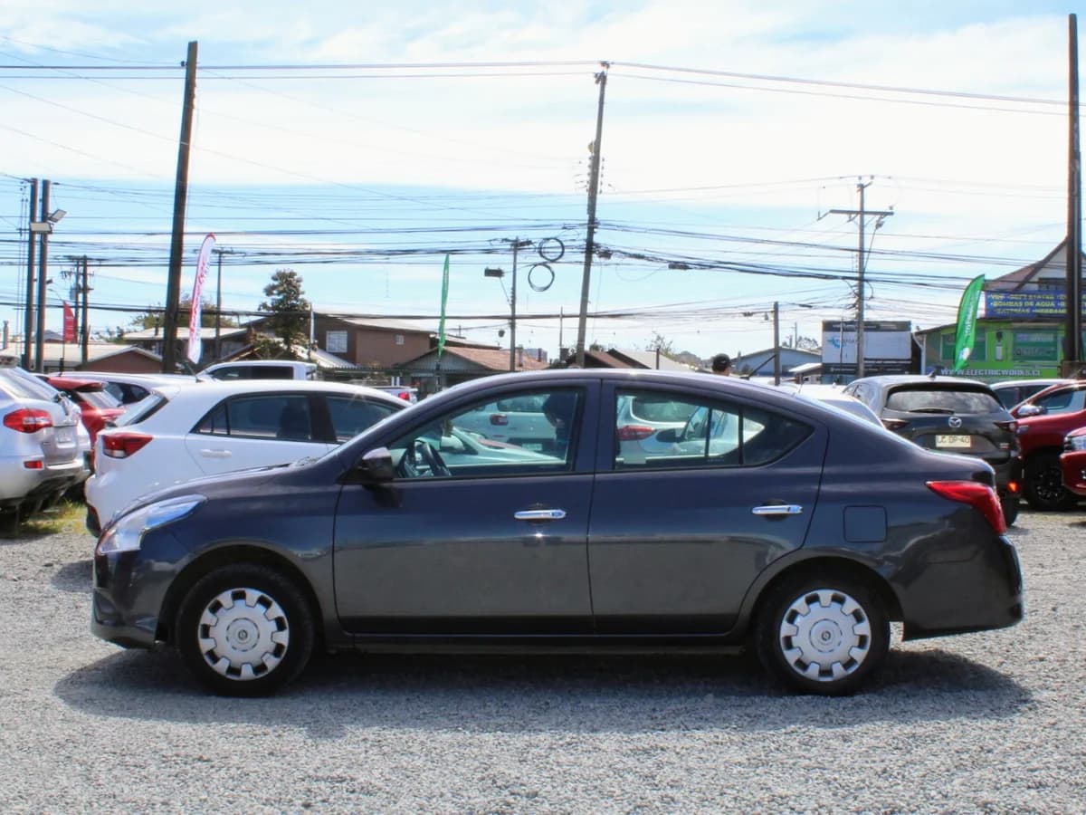 NISSAN Versa SENSE MT 2018 - Imagen 10