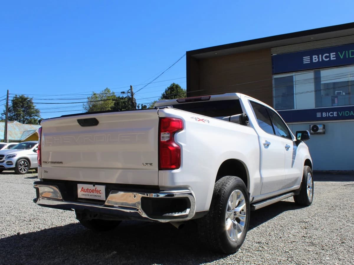 CHEVROLET Silverado LTZ 2019 - Imagen 6