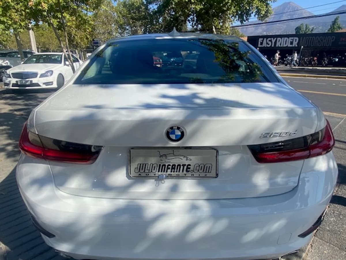 BMW 320D Diesel 2.0 Autom.- 2022 - Imagen 3