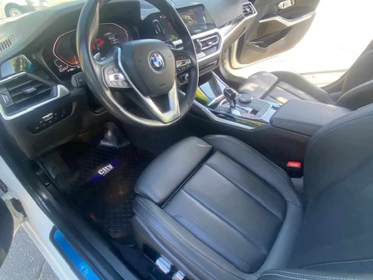 BMW 320D Diesel 2.0 Autom.- 2022 - Imagen 18