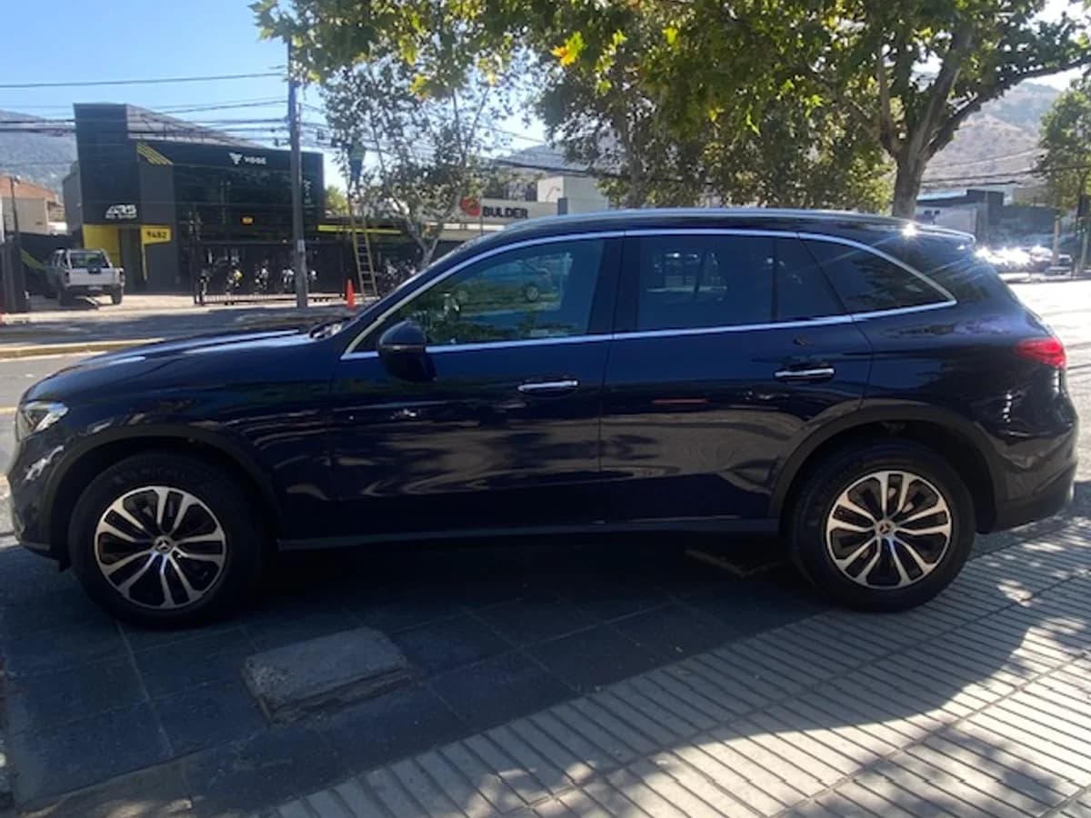 MERCEDES-BENZ GLC 200 2.0 Autom 4matic 2023 - Imagen 8
