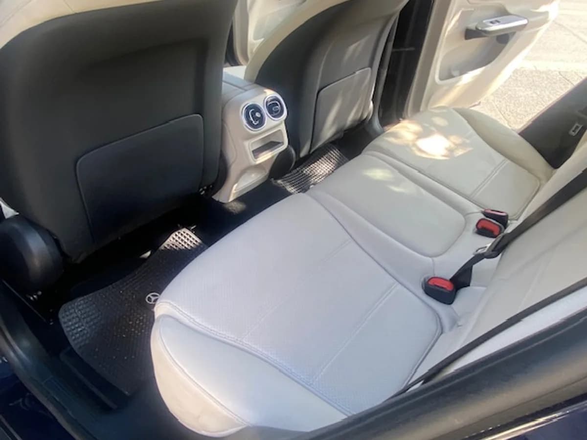 MERCEDES-BENZ GLC 200 2.0 Autom 4matic 2023 - Imagen 11