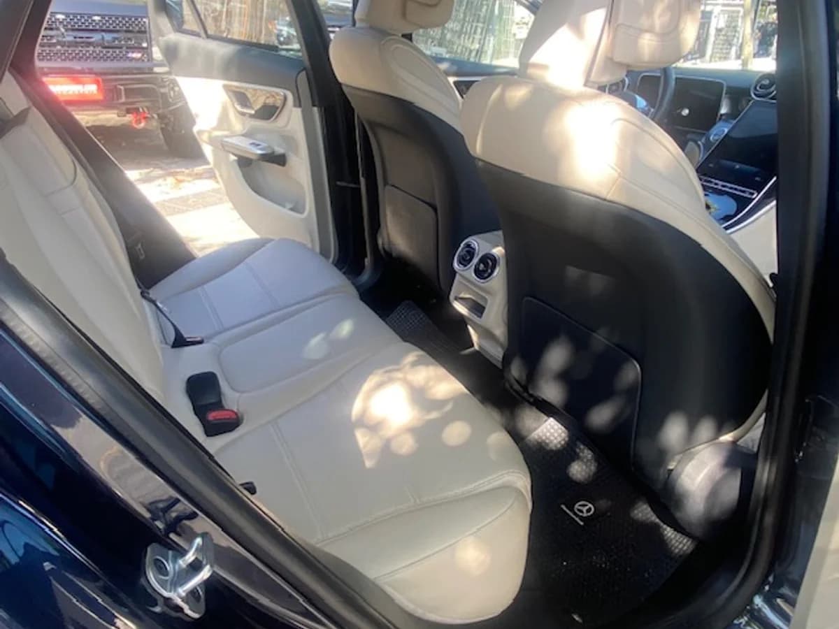 MERCEDES-BENZ GLC 200 2.0 Autom 4matic 2023 - Imagen 16