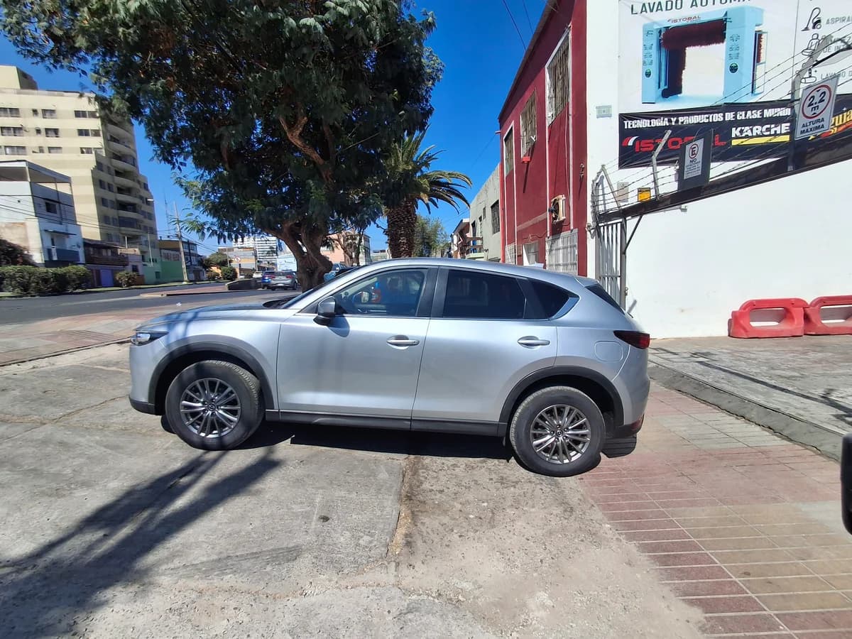 2018 Mazda CX 5r Automático - Imagen 2