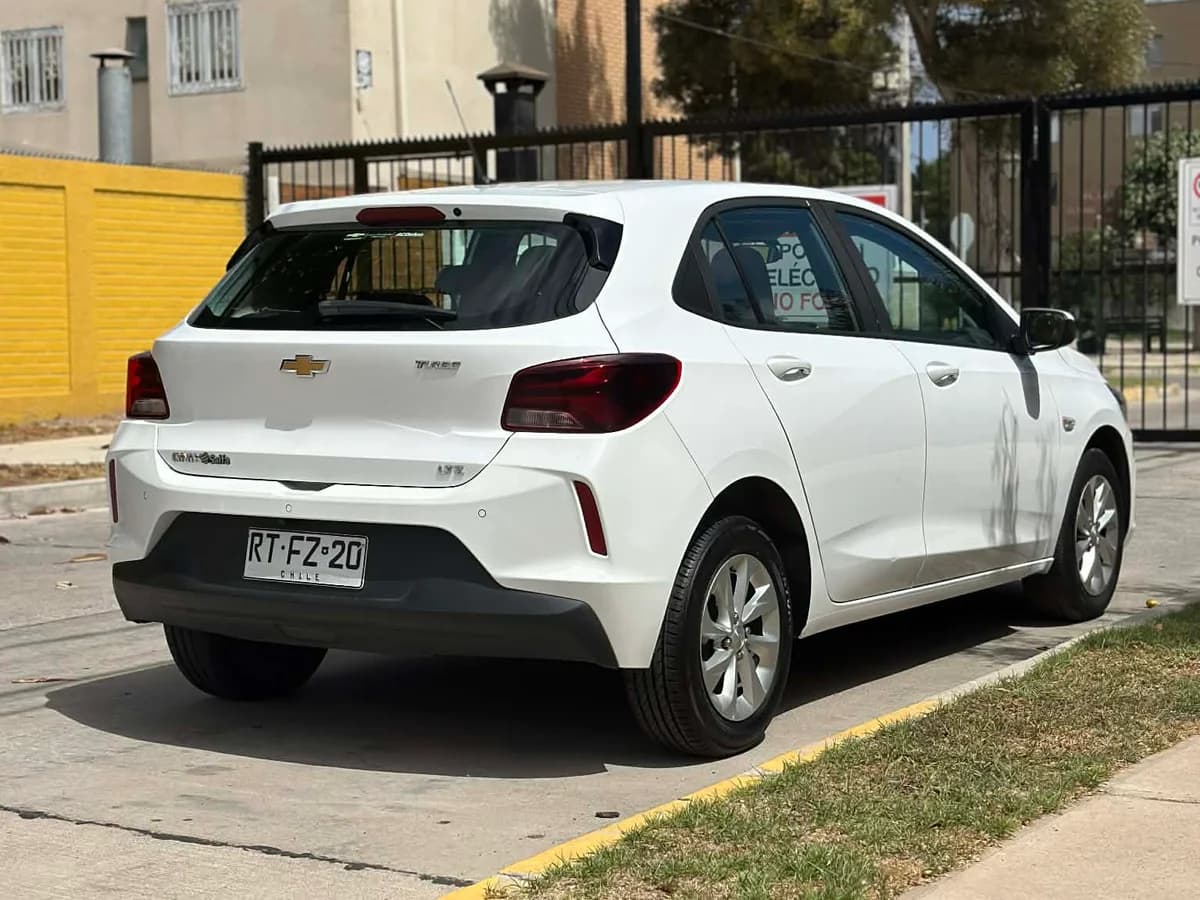 CHEVROLET ONIX LTZ 1.0T 2022 - Imagen 4