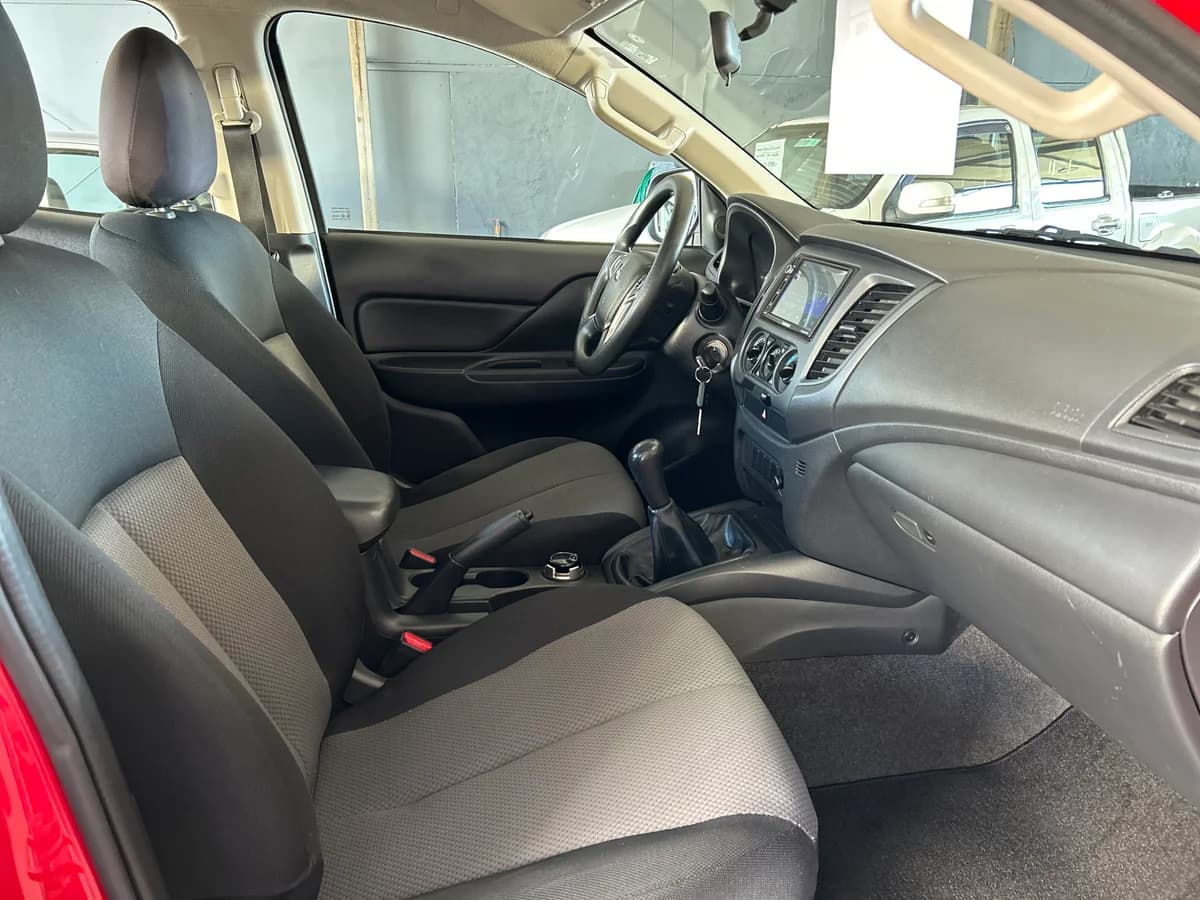 L200 KATANA 4X4 - Imagen 10
