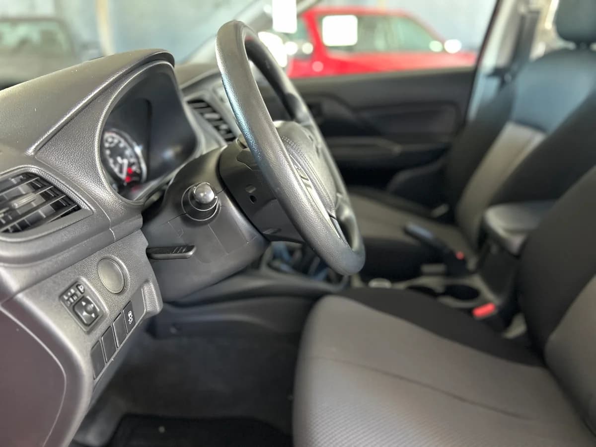 L200 KATANA 4X4 - Imagen 14