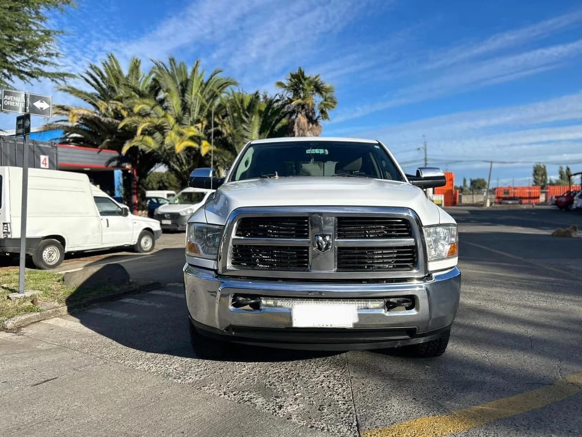RAM 2500 6.7 - Imagen 2