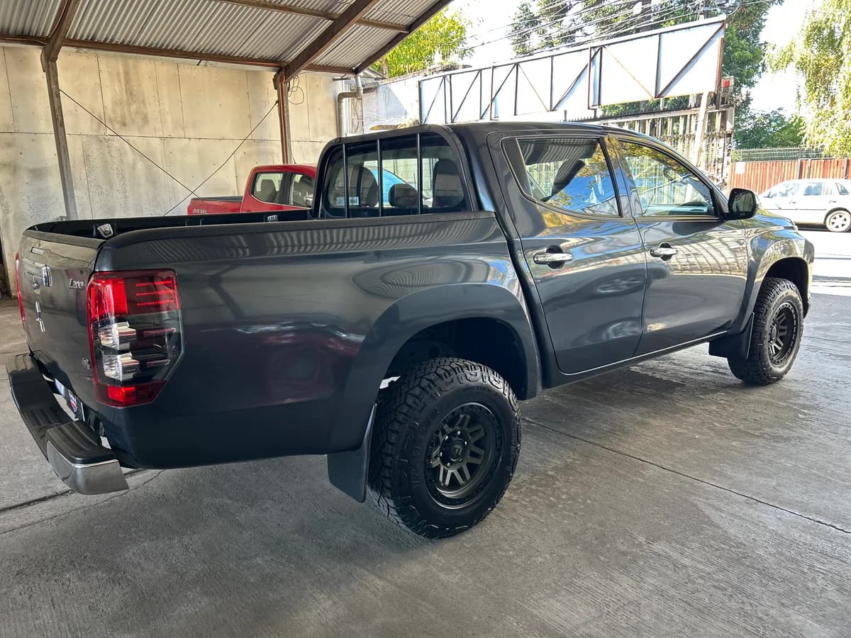 VENDIDA / KATANA 4X4 CON 86.000KM - Imagen 5