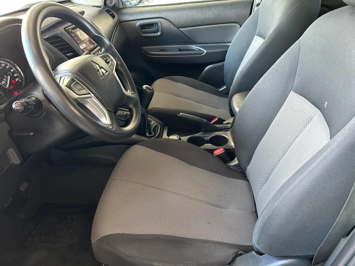 VENDIDA / KATANA 4X4 CON 86.000KM - Imagen 7