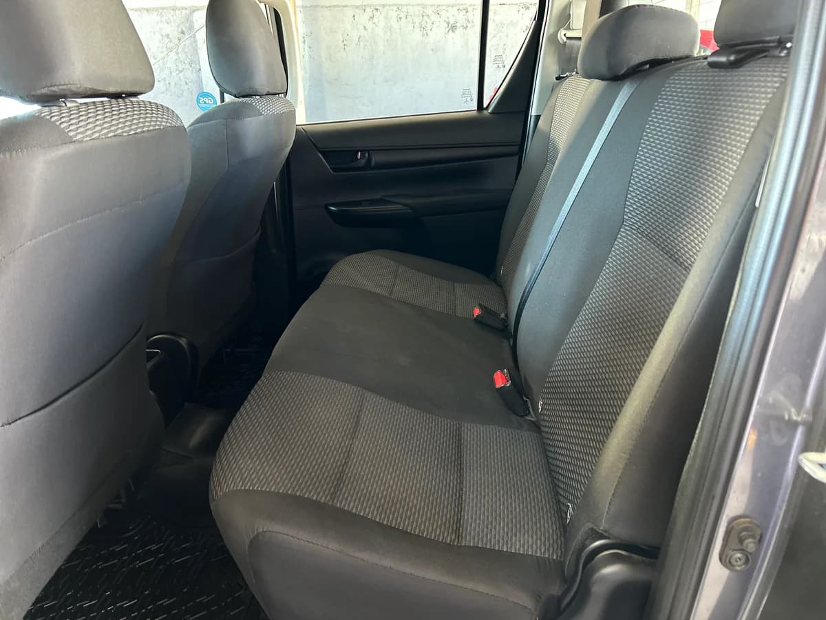 HILUX 4X2 - Imagen 14