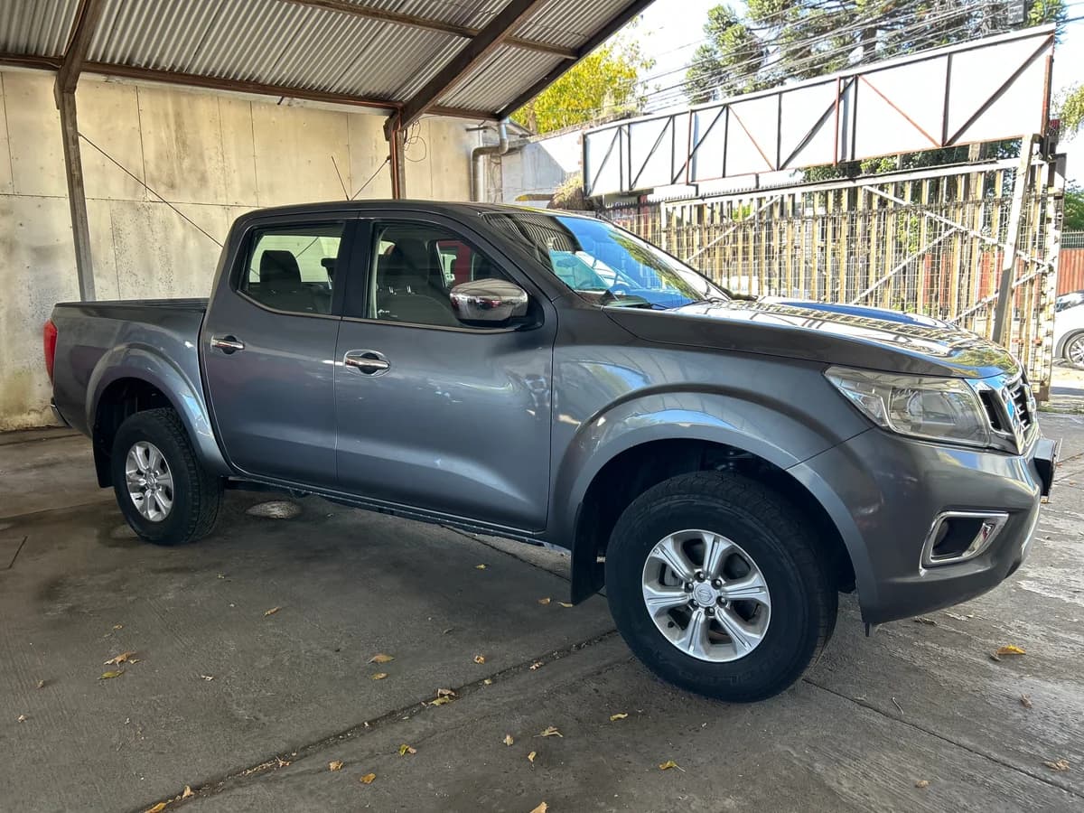 NP300 4X2 - Imagen 3