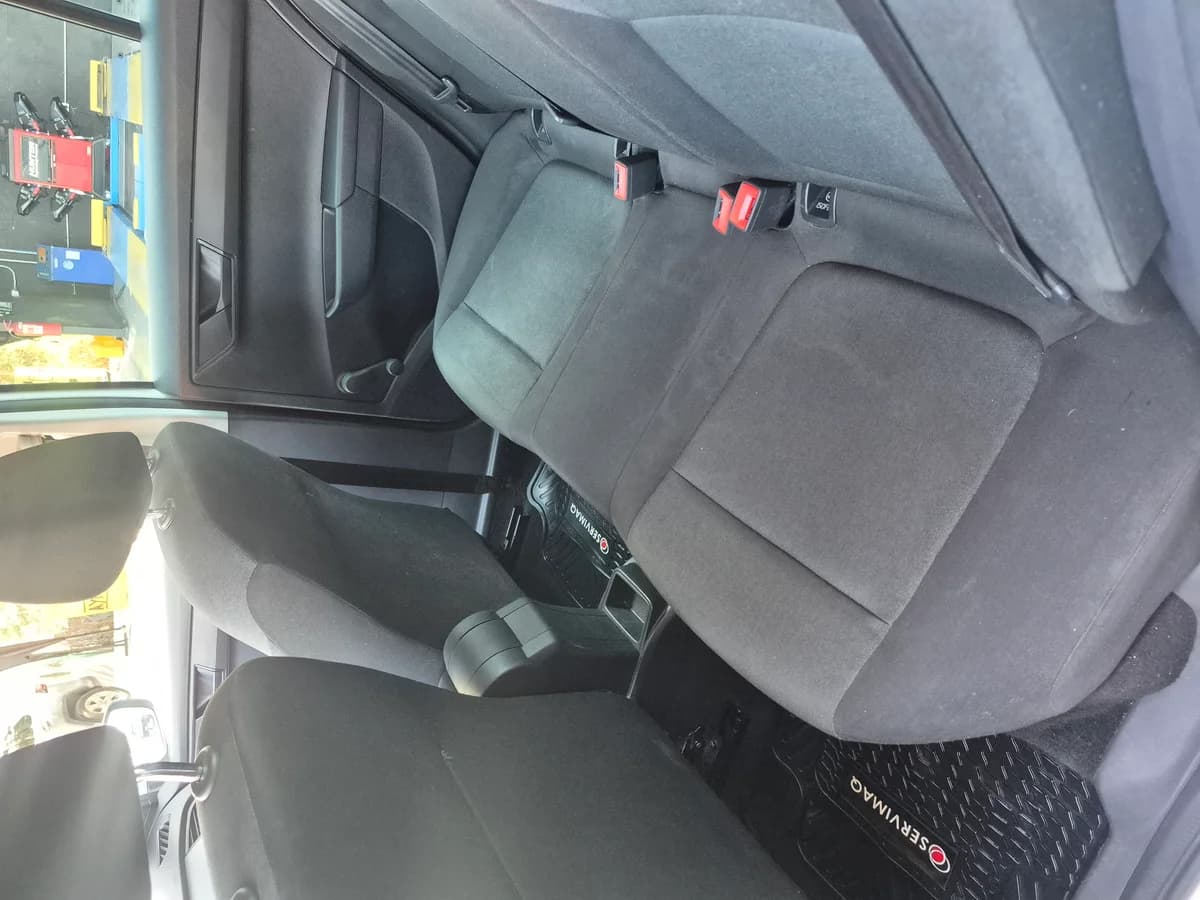Skoda Fabia Active - Imagen 8