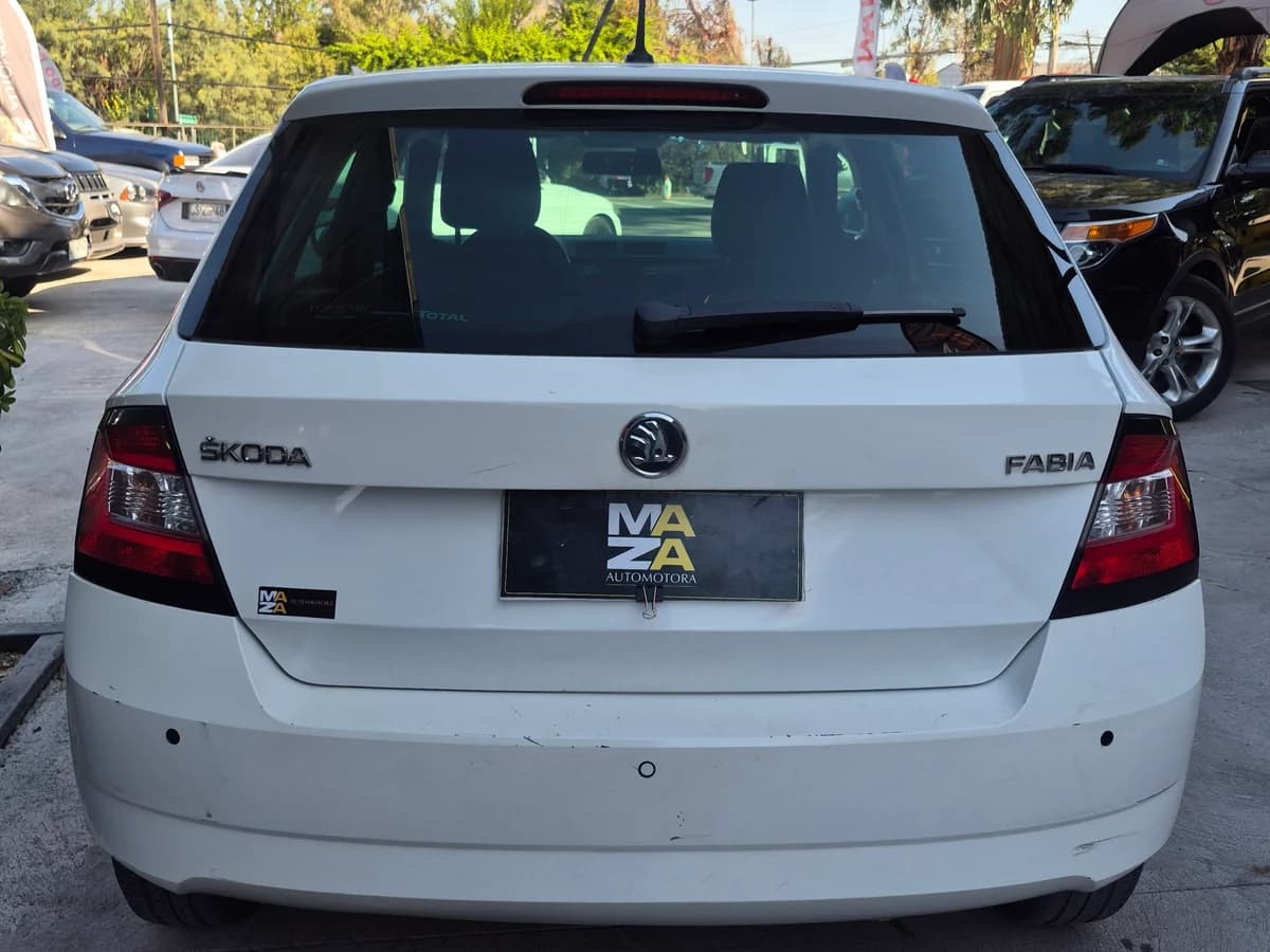 Skoda Fabia Active - Imagen 15