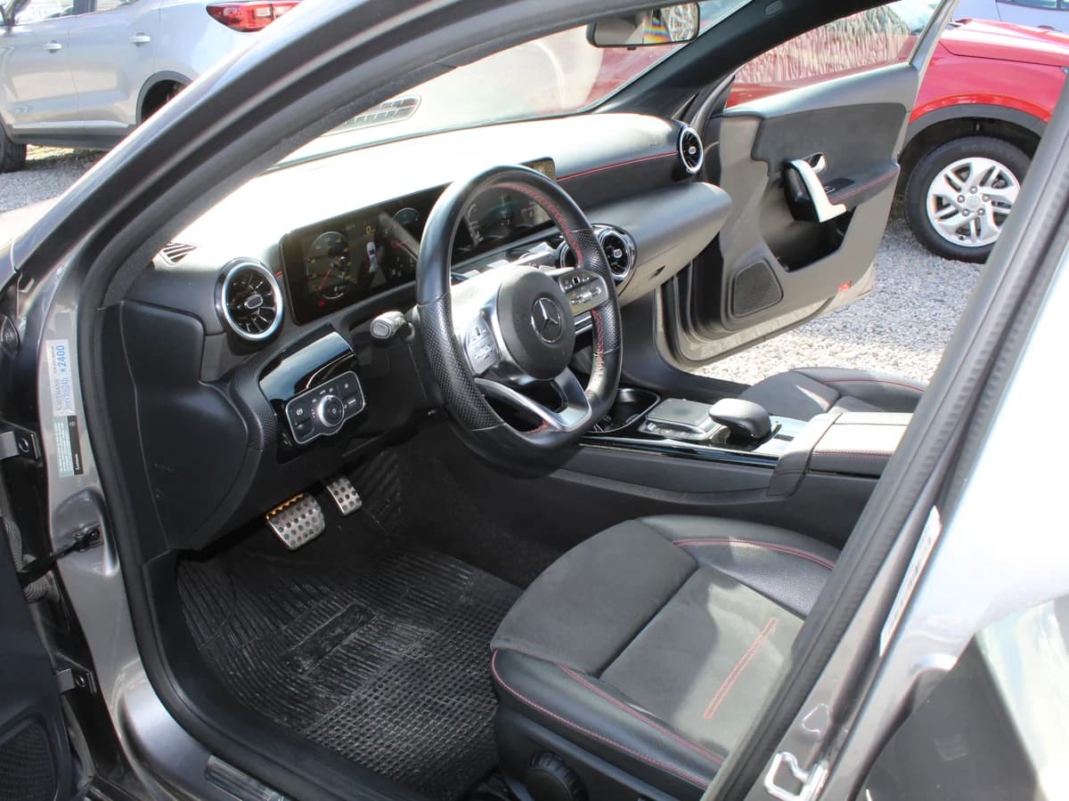 MERCEDES BENZ A200 DIÉSEL AUT. 2021 - Imagen 10