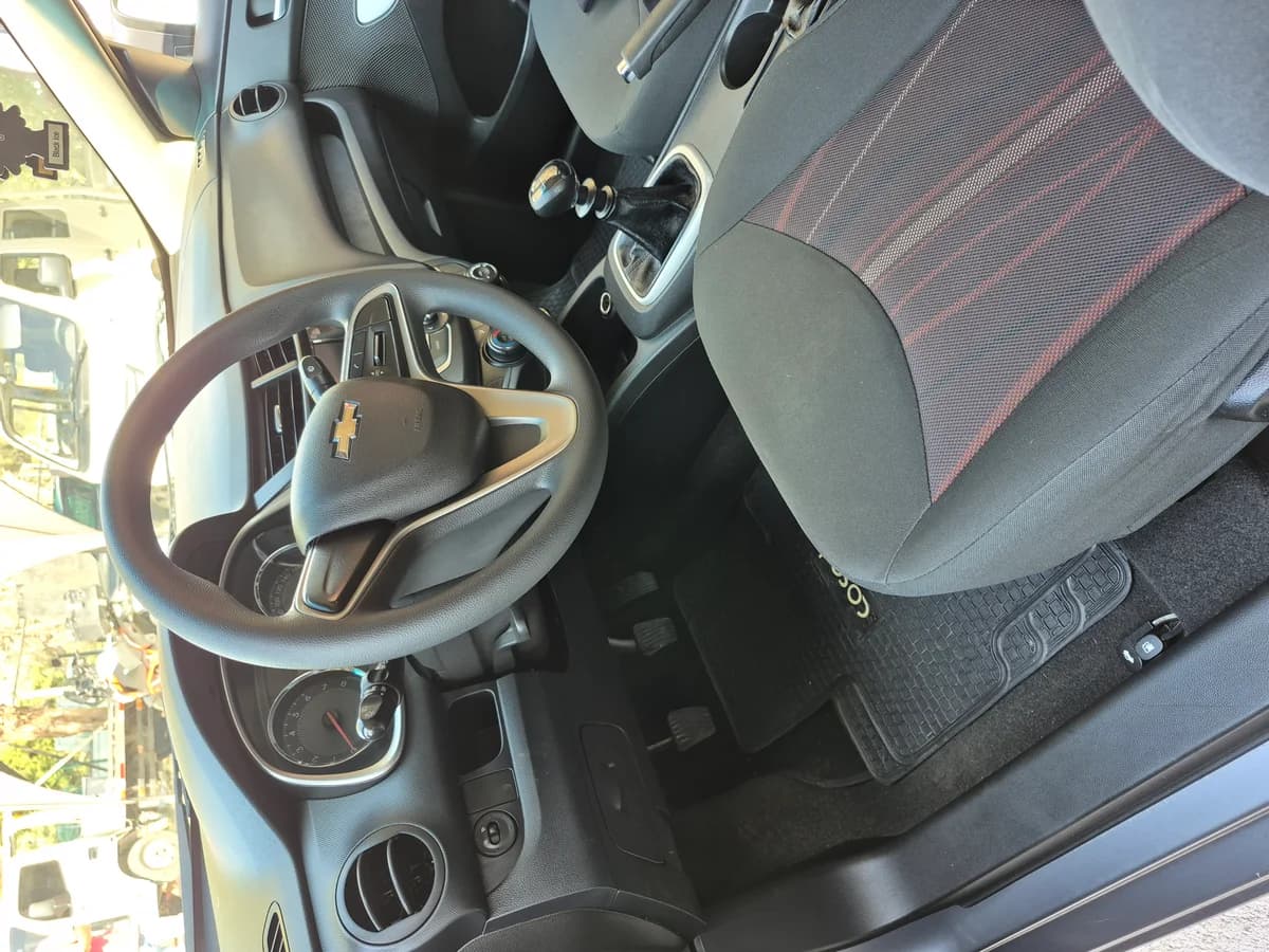 Chevrolet Sail - Imagen 13