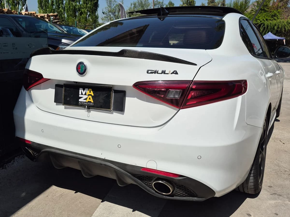 Alfa Romeo Giulia - Imagen 17